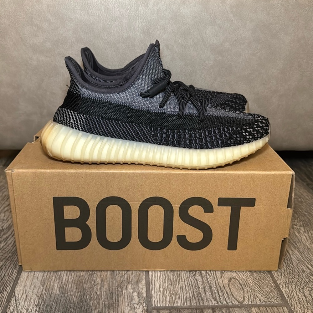 Yeezy Boost 350 V2